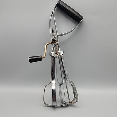 Vintage Stainless Steel EKCO Hand Held Crank Egg Beater Mixer USA