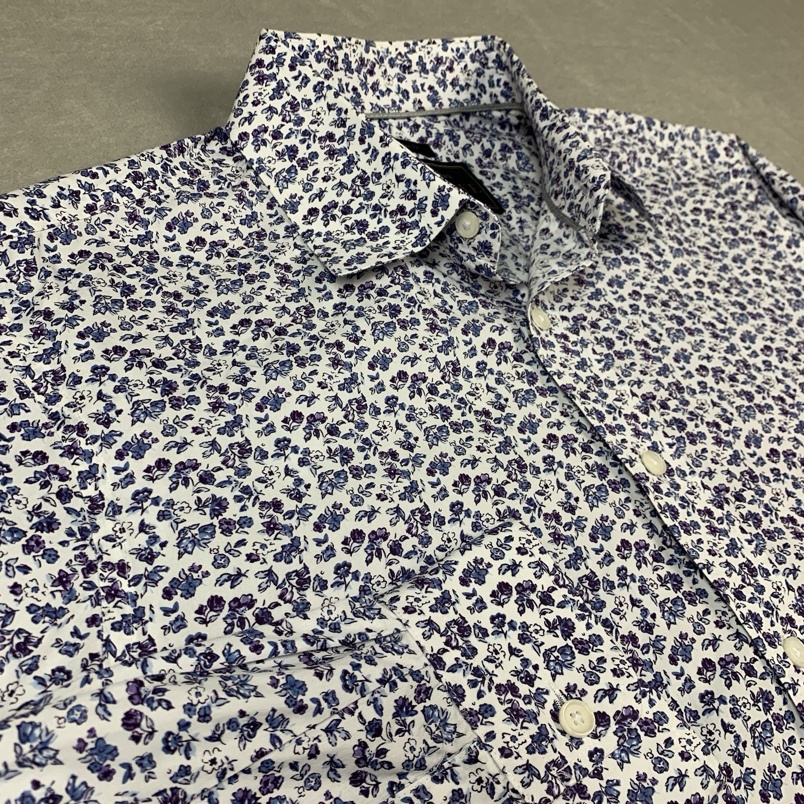 Jos A Bank Reserve Shirt Mens Large White Blue Floral Slim Fit Button Up Casual