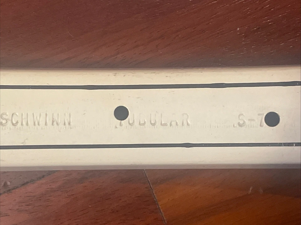 NOS Vintage 26" Aro Schwinn S-7 • 36º • Branco com Listra Preta.   (NJ) - Imagem 4 de 4