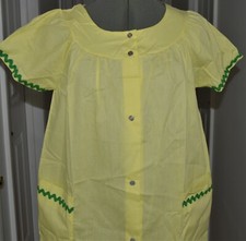 House coat NEW VINTAGE w/out Tag Duster Robe UNION USA Made M Medium med yellow