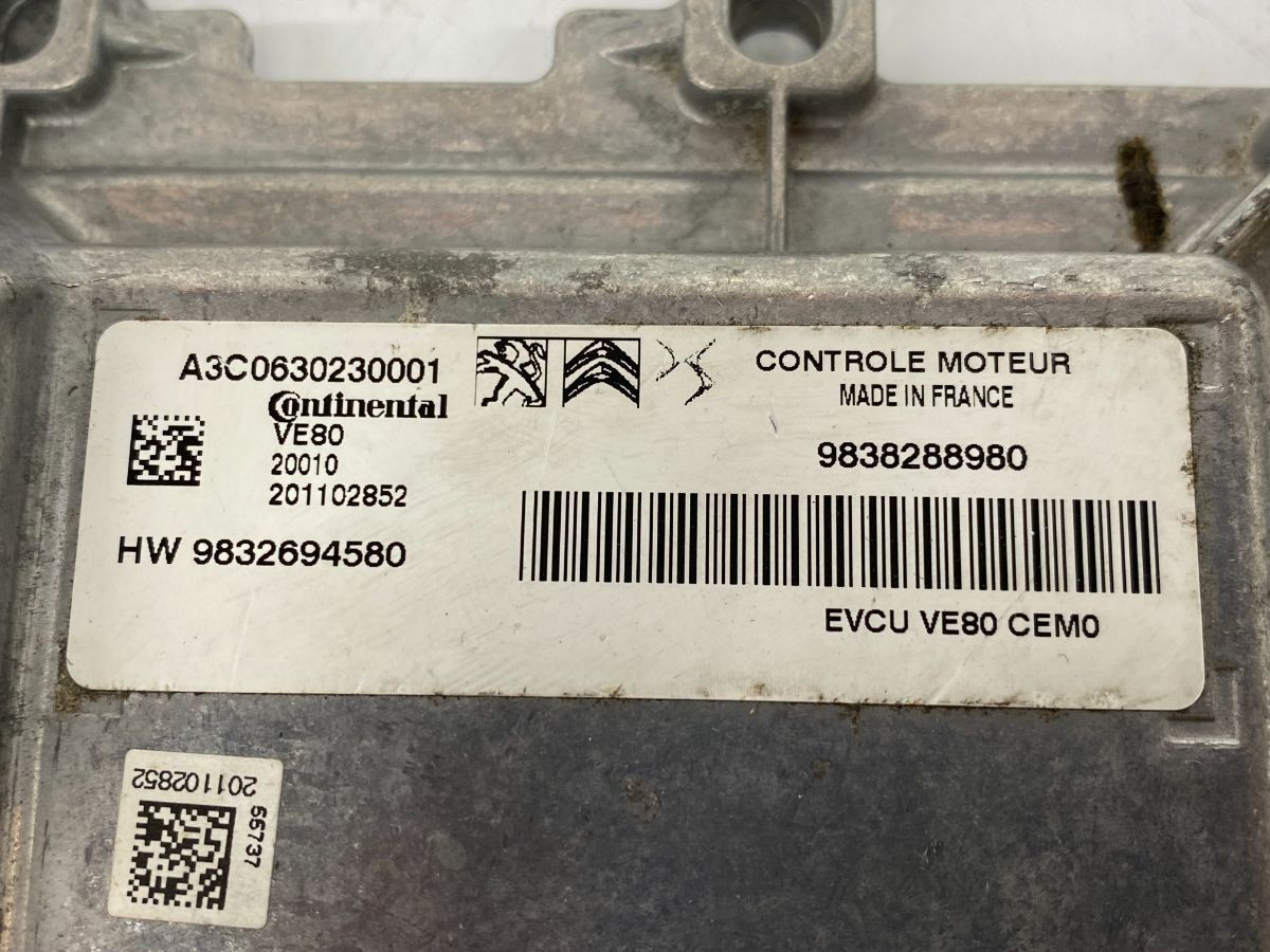 9838288980 ECU ENGINE CONTROL / 9838288980 / 1647228 FOR