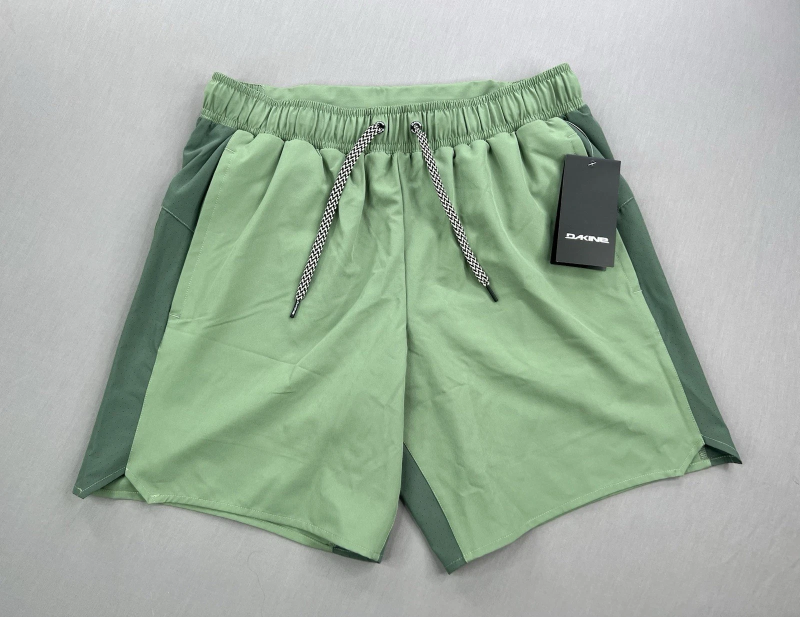 DAKINE MENS TRAIL HEAD COMFORT LINED BREATHABLE QUICK DRY ATHLETIC SHORTS SZ M