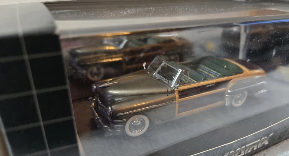 MATRIX SCALE MODELS 1/43 - CHRYSLER TOWN & COUNTRY CONVERTIBLE 19 - Image 2 of 4