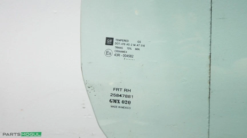 2006-2010 Saturn Sky Pontiac Solstice Front Right Side Door Window Glass OEM - Image 4 of 4