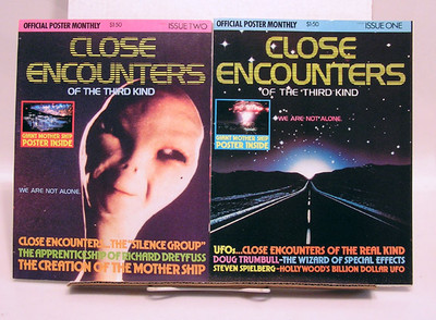 1977 Close Encounter of 3rd Kind Poster Book Set of 2 w Envelope  VG+ (L6869)