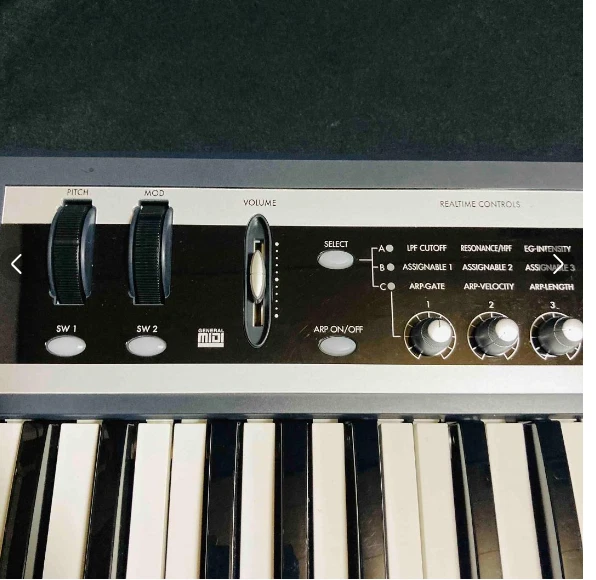 Pre-Owned Korg X50 61-Key Music Synthesizer Keyboard , Good condition - Image 3 of 4
