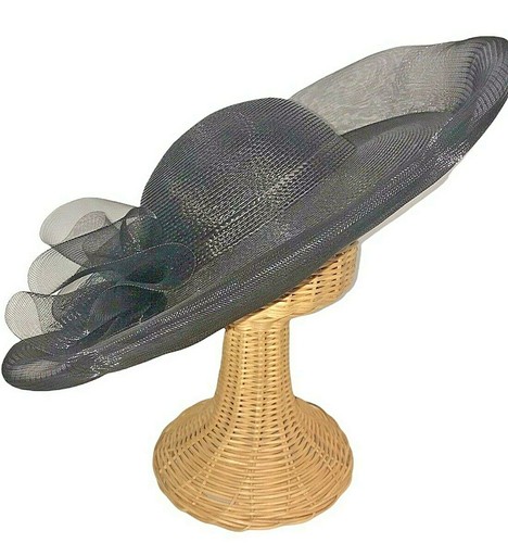 Women's Church Derby Hat Polypropylene Straw Black Tulle Netting 22" IC - Picture 2 of 7
