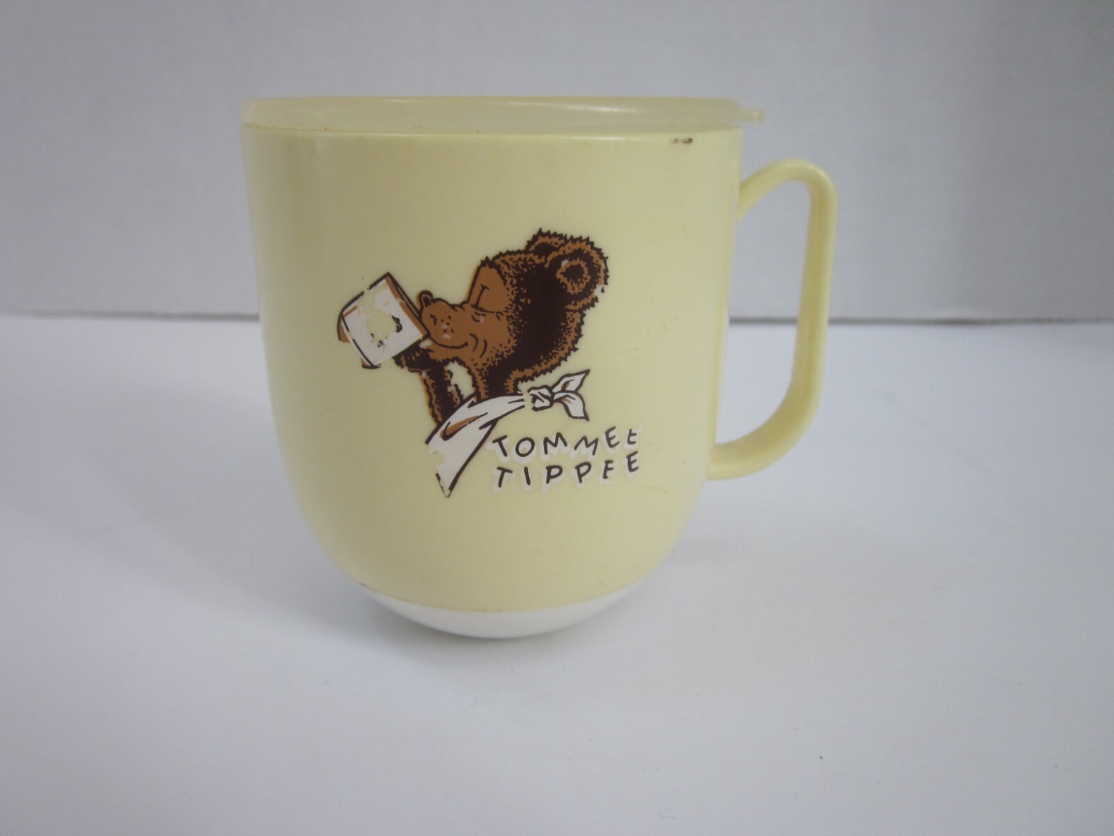 VTG TOMMEE TIPPEE Bear Yellow Handled Sippy Cup w/ Lid Baby 
