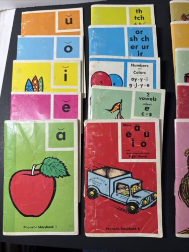 Sing, Spell, Read & Write Readers, 1-17 Vintage Complete Set - Picture 2 of 3