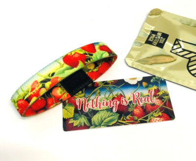 ZOX **NOTHING IS REAL** Silver Single Medium Wristband w/Card