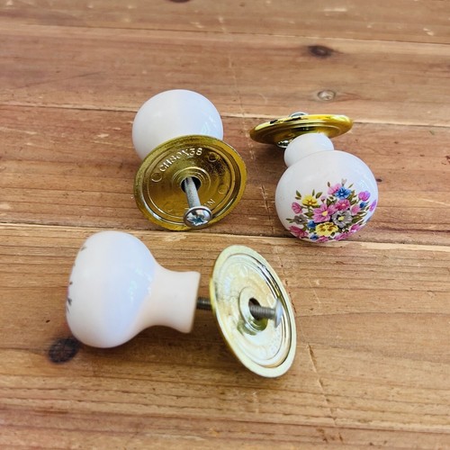 Vintage Ceramic Floral White Door Knobs Pink Flowers Design Taiwan Set Handles - Picture 23 of 24