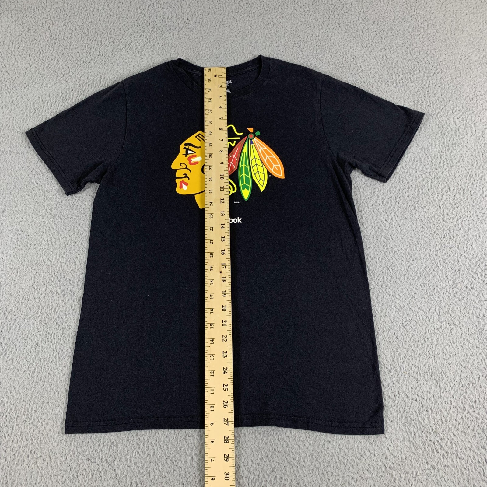 Chicago Blackhawks T-Shirt Mens Medium Black Cotton Short Sleeve Hockey Reebok thumbnail 5