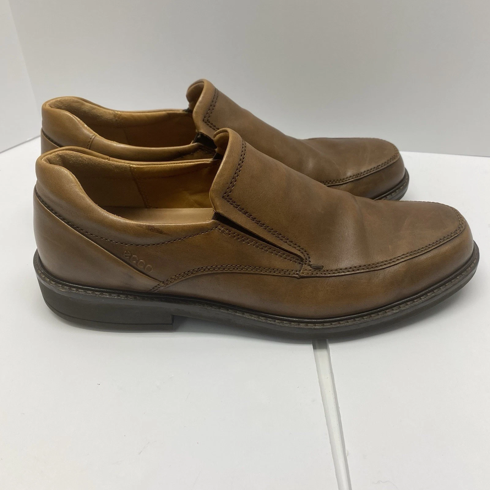 Mocassino slip on Ecco Holton punta grembiule pelle marrone ambra taglia 9