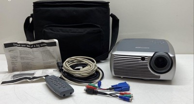 InFocus Screenplay Projector 4800 Comes With Remote, Case And Cords. Powers on!