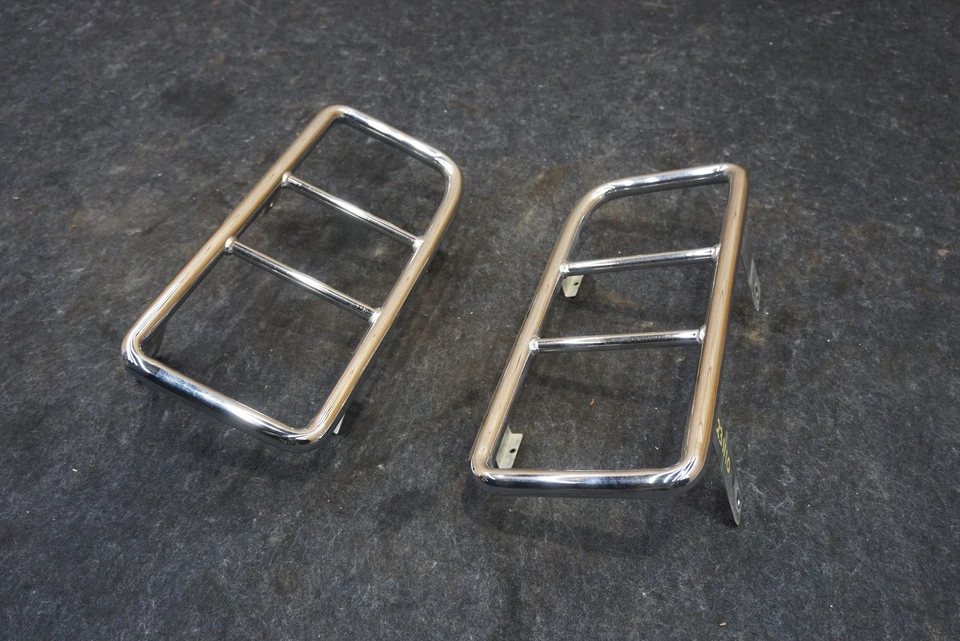 Juego de bisel protector de luz trasera izquierda y derecha cromado OEM Hummer H2 2003-07 Foto 2 de 4