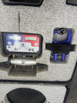 JB INDUSTRIES Digital AC Manifold Gauge