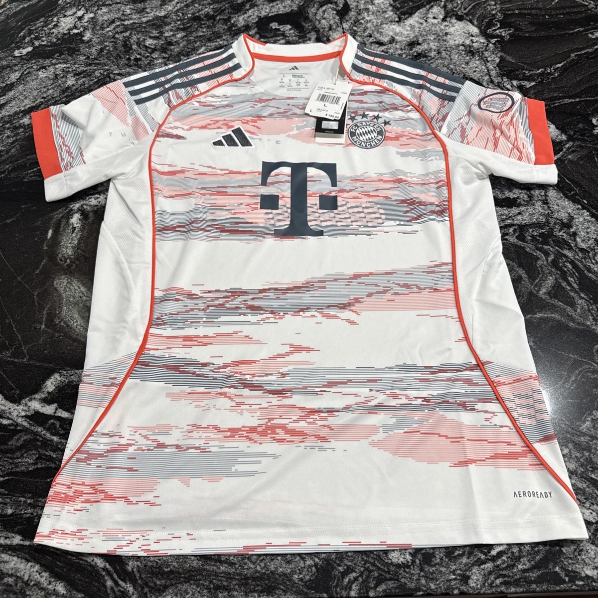 Adidas FC Bayern Munchen 25-26 Soccer top Jersey JN8504 Women's L