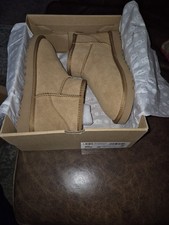 UGG Dakota Women’s Suede Bootie Beige Sheepskin Lined UK 7.5 EU 40