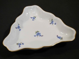 dk3/2 Meissen 1934/45 dreieckige Schale mit gestreute Vergißmeinnicht