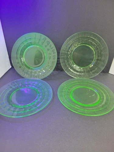 Anchor Hocking Green Uranium Depression Glass Block Optic Salad Plates Set of 4