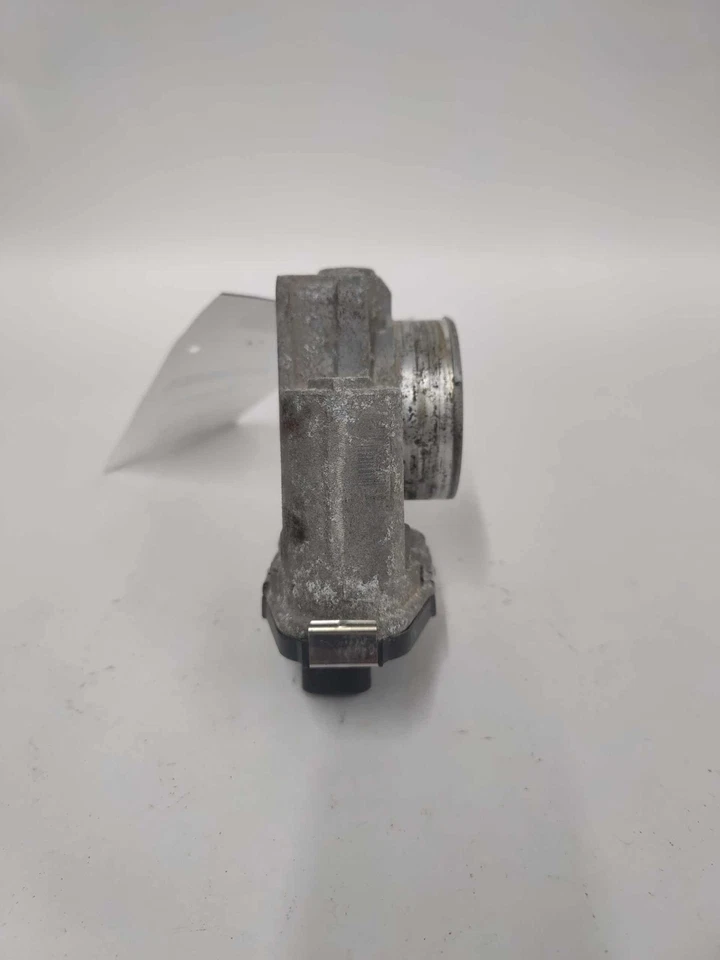 Chevrolet Cobalt 2007-10 carrocería/montaje de válvula del acelerador Foto 2 de 4