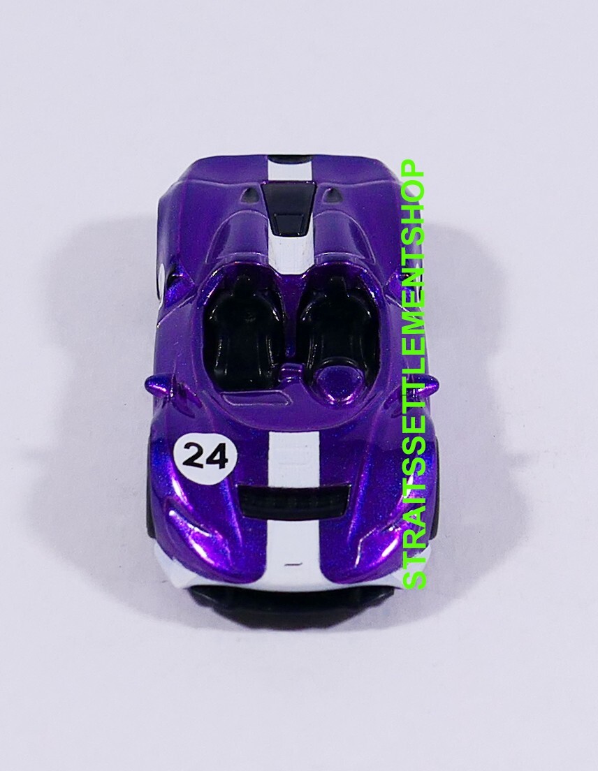 HOT WHEELS 2024 EXCLUSIVE TOY FAIR McLAREN ELVA PURPLE LOOSE MINT