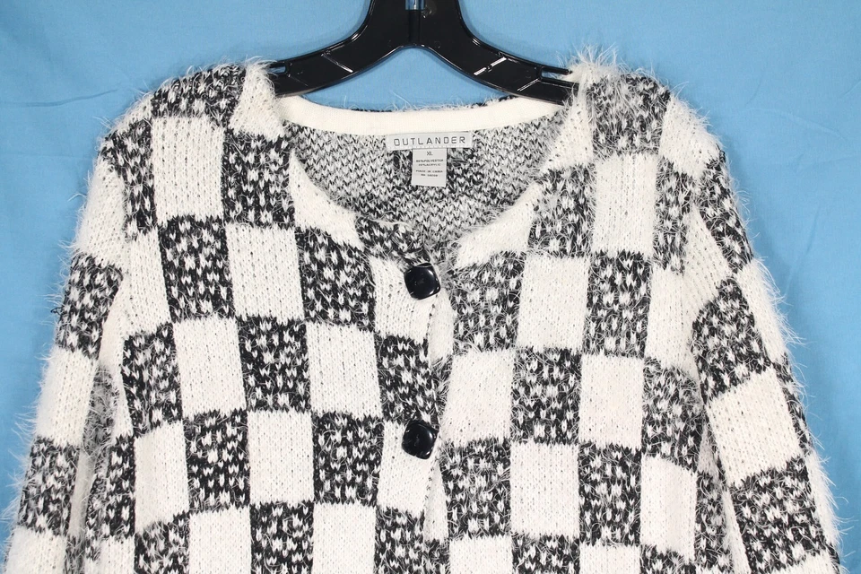 SUÉTER CÁRDIGAN OUTLANDER Negro/Blanco CUADROS 2 BOTONES SUAVE Y DIFUSO Talla XL Foto 2 de 4