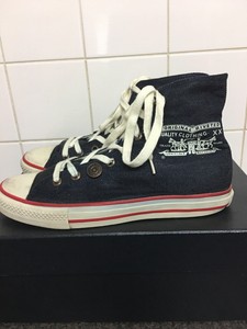 levi's high top canvas shoes