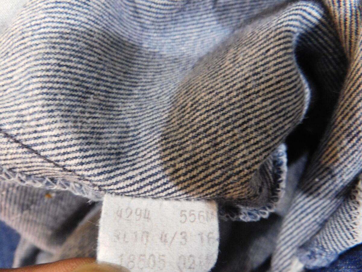 Levis Jeans Womens 28 blue vintage 18505 straight denim med Levis Jeans Womens 28 blue vintage 18505 straight denim med