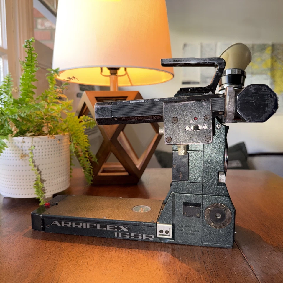 Arri Arriflex SR 1 + EVF и видеотранспорт (запчасти и ремонт как есть непроверенные) - Изображение 3 из 4