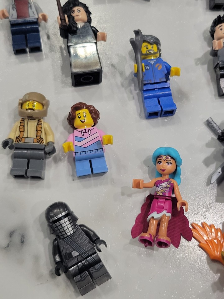 39 Lego Mini Figure Lot Plus Extea Torso's And Motorcycle Harry Potter ...