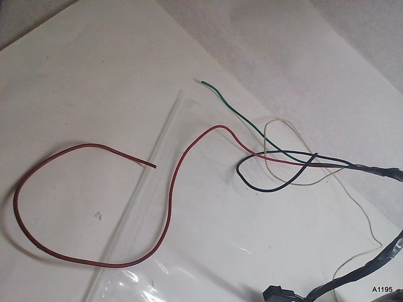 5" Autometer 3904 Sport Comp Monster Tach w/Shift Light 0-10,000 RPM Tachometer - Image 3 of 4