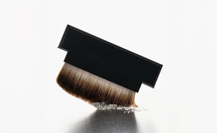 PRIMACIÓN EN POLVO HERA AIRY 8,5 g Foto 4 de 4