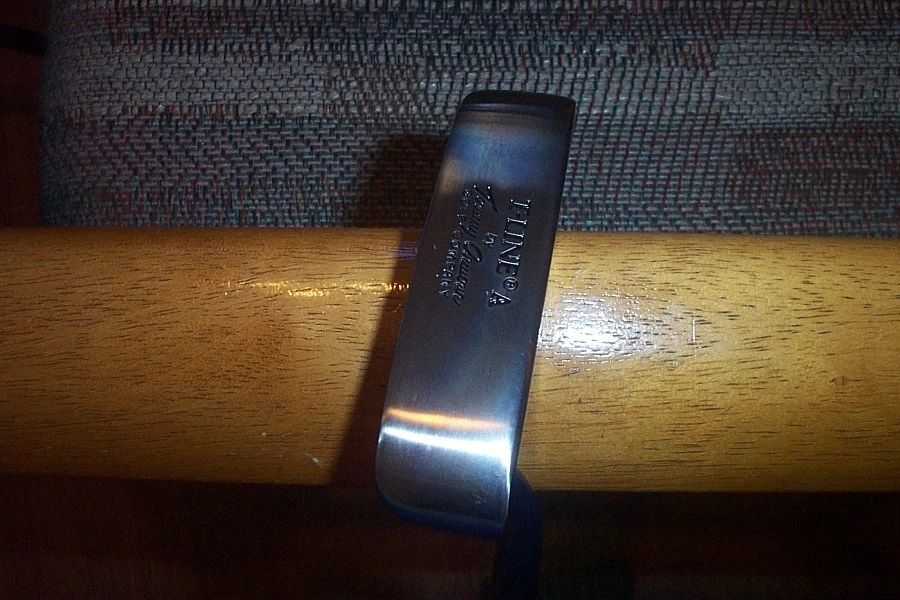 BRAND NEW Tommy Armour Butterfly T Line A model putter right hand lady 32 inch - Image 3 of 4