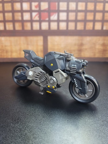 Hasbro GI Joe CYCLE ARMOR WITH ASHIKO Action Figure 2010 Complete - 第 4/9 張圖片