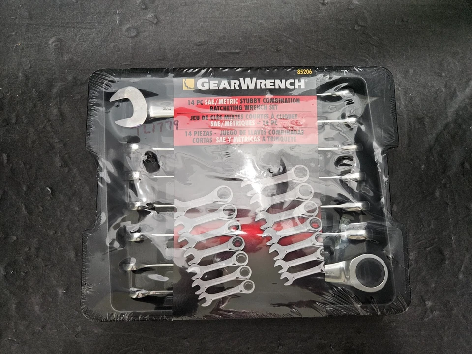 GEARWRENCH 14 PC SAE/METRIC STUBBY COMBINATION RATCHETING WRENCH SET #85206 - Image 3 of 4