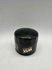 WIX 57092 Engine Oil Filter for Chrysler Sebring Dodge Stratus Mitsubishi Models