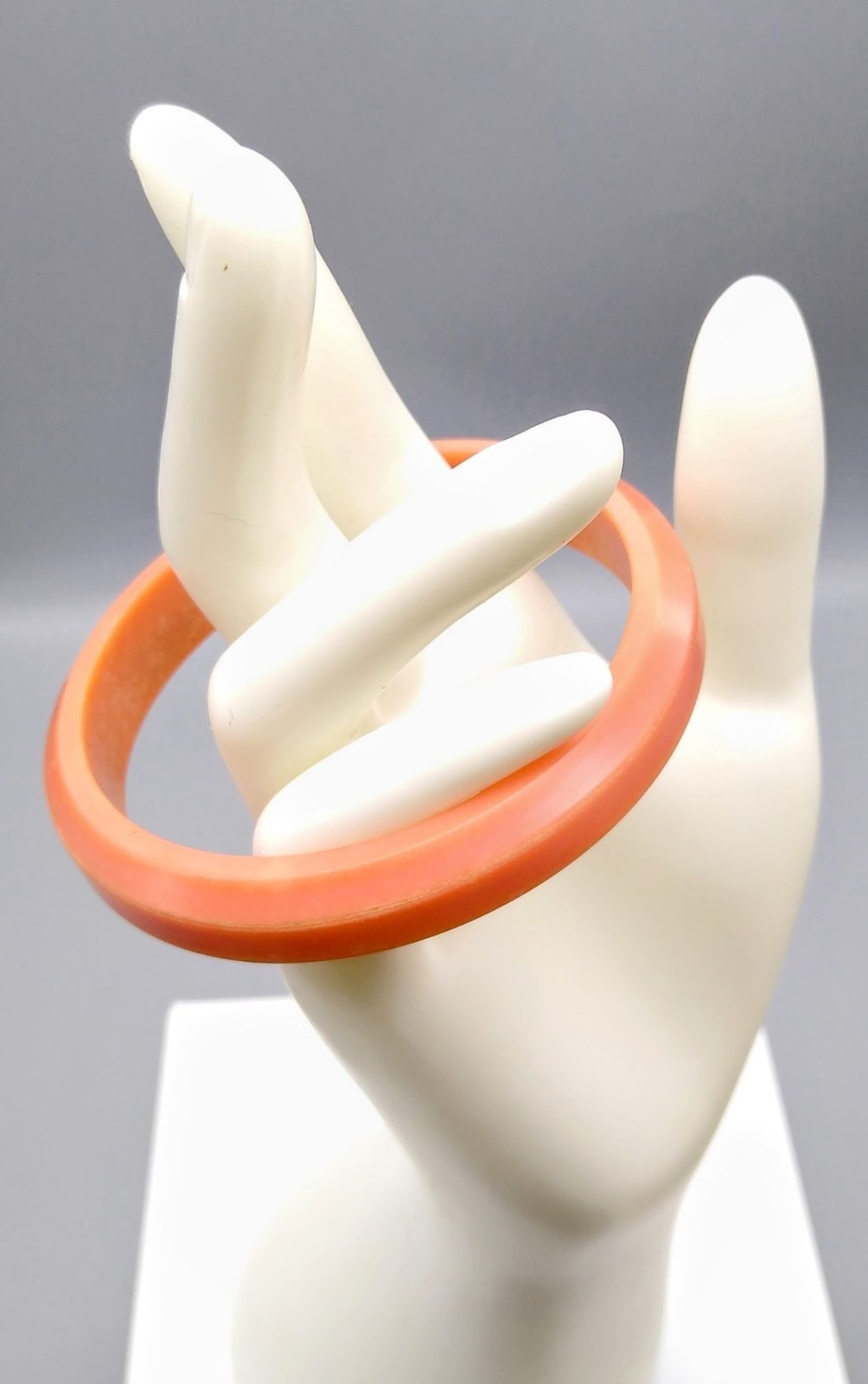 Vintage Coral Plastic Bangle, Fun Stackable Mod F… - image 3