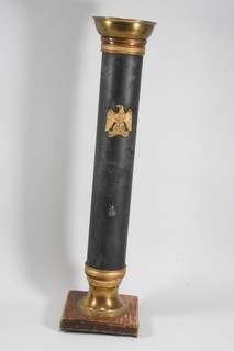 Q39L07 Empire column with brass bowl and eagle relief picture around 1800