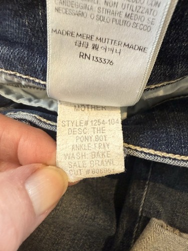 MOTHER Jeans The Pony Boy Ankle Fray Bake Sale Brawl Wash Raw Hem Womens 28 - Picture 7 of 8