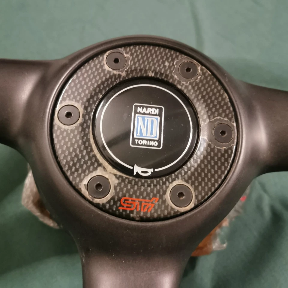 Volante Subaru Impreza STI Versión 1 Nardi GC8 Original OEM Jdm Foto 3 de 4