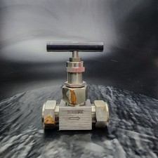 Whitey SS-12NBS16 Needle Valve 4700PSIG 100F Stainless Steel Plumbing 💧🔧