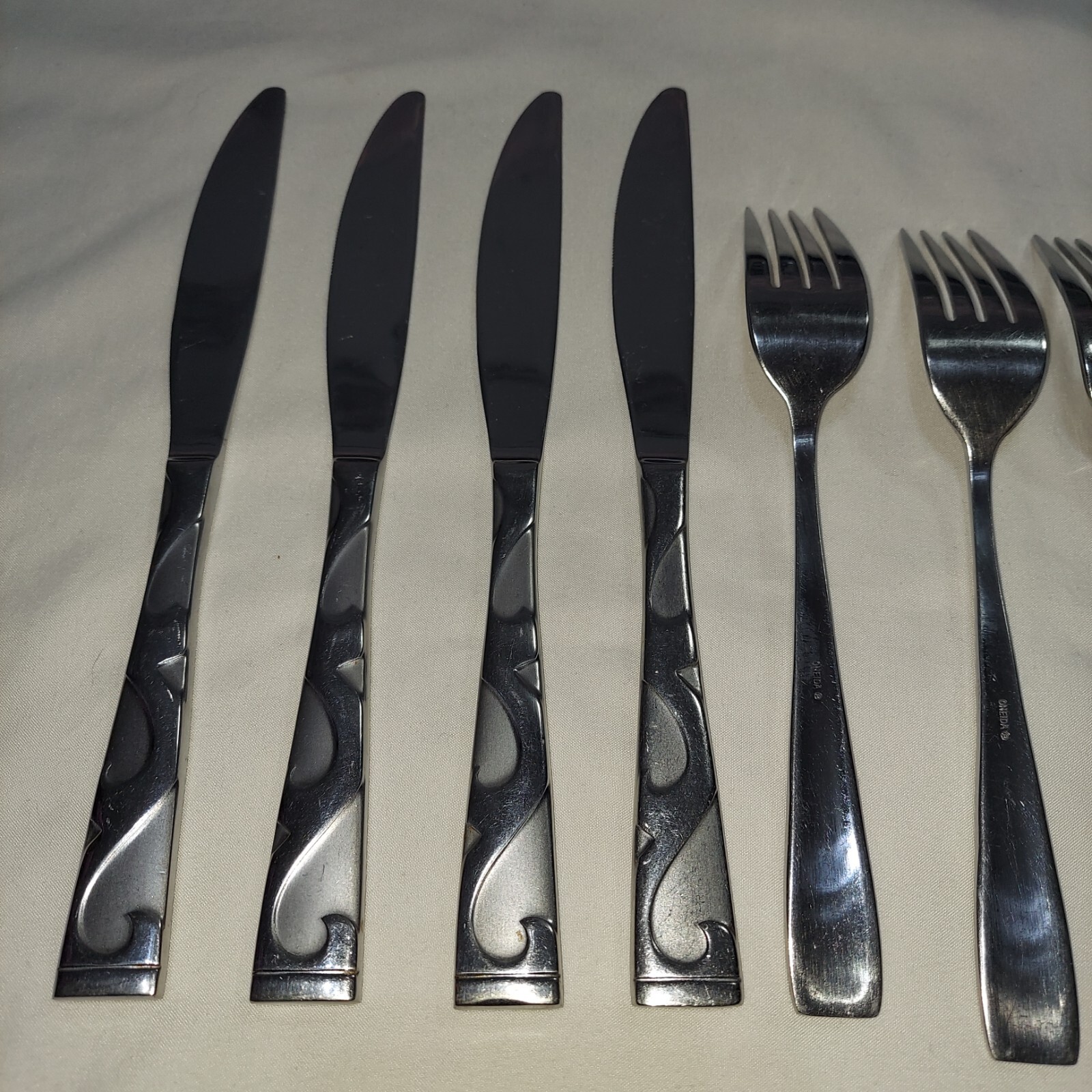Oneida Tuscany Stainless Steel Flatware 10 Pieces Swirl Wavy Pattern eBay