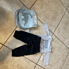 NWT 3 Pack Dinosaur Bib Set Just One You by Carters and Daddy Outfit 3-6m