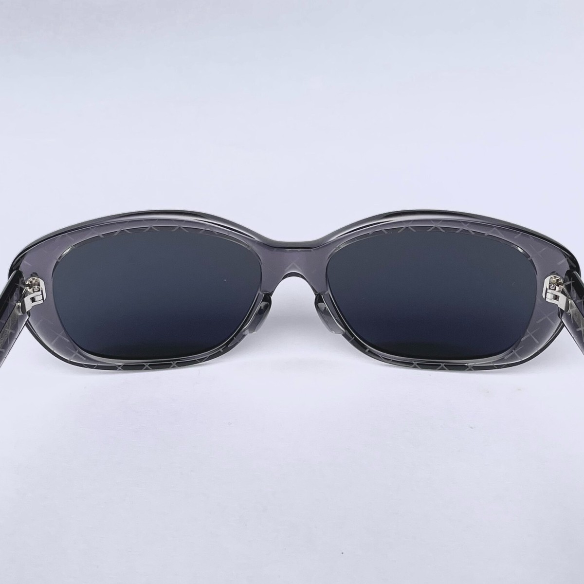 ☆tse tse x OriginalFake Kaws sunglasses☆ ☆tse tse x OriginalFake Kaws sunglasses☆