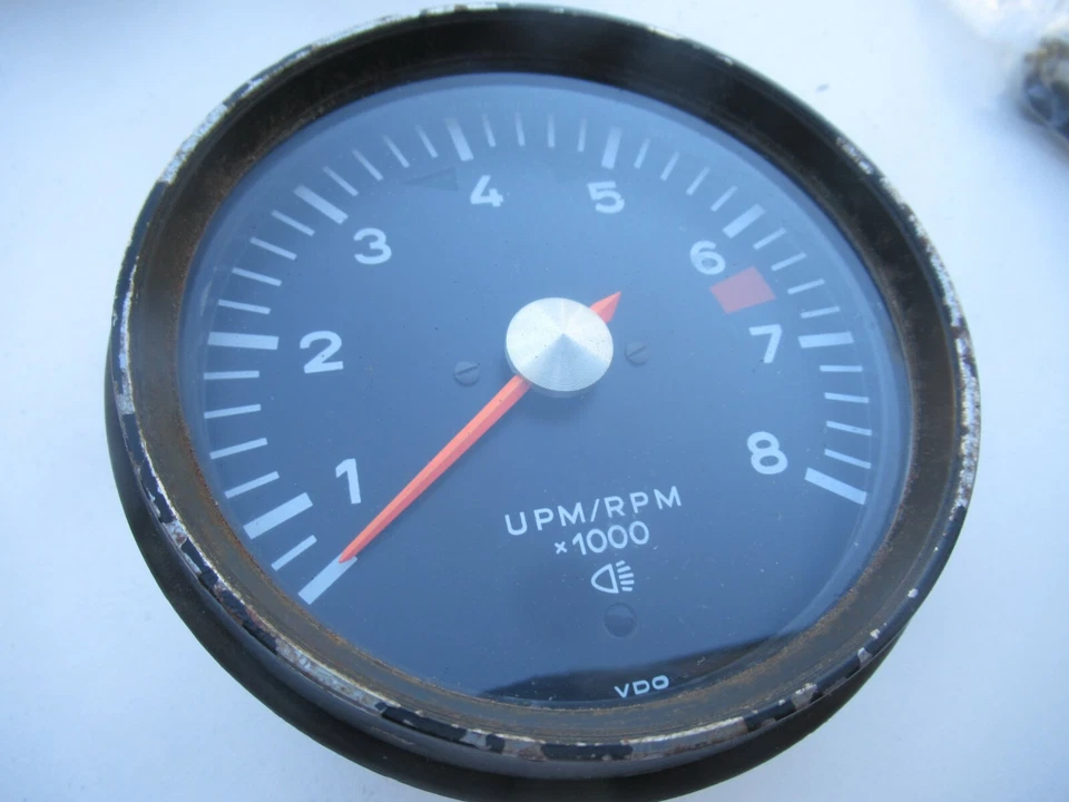 Porsche 911 Tachometer date stamped 9/72 91164130101 - Image 4 of 4