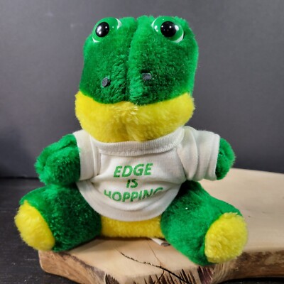 BJ Toy Co Frog Toad Plush Stuffed Animal Vintage Edge Is Hopping Green Yellow