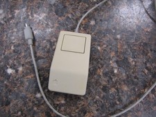 VINTAGE Apple Desktop Bus Mouse G5431 - WORKS! -HM45