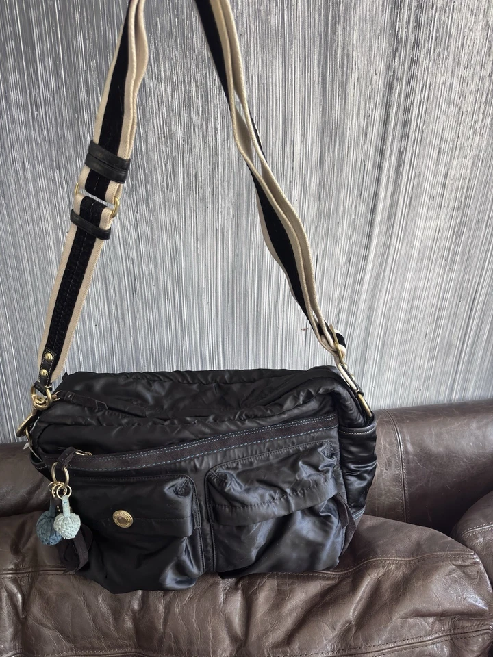 Vintage COACH BABY DIAPER BAG BLACK Satin/LEATHER/SUEDE BRASS HARDWARE - Image 3 of 4
