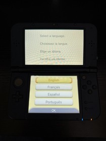 Galaxy New Nintendo 3DS XL Galaxy Edition + Mario Kart 7